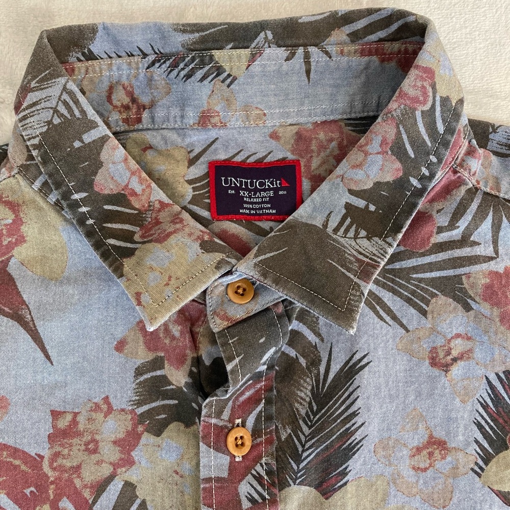 UNTUCKit Men's Floral Shirt - Multicolor